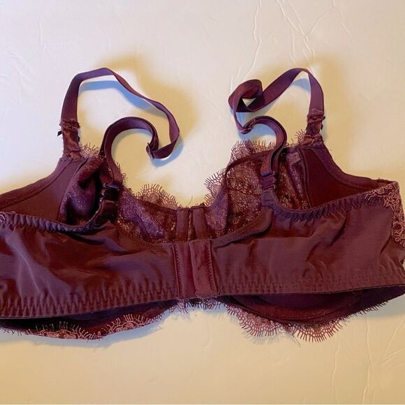 Victoria’s Secret DREAM ANGELS purple Lace Mesh
PUSH-UP WITHOUT PADDING 36DD - Picture 6 of 11